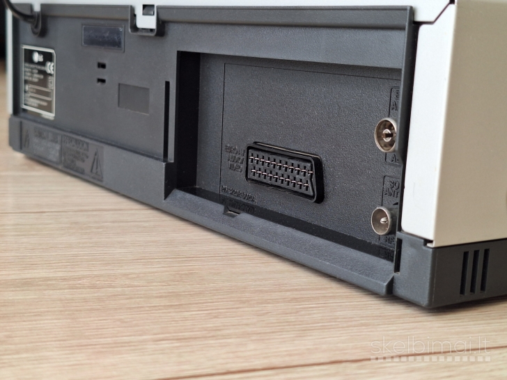 LG LV2398 vaizdo HiFi grotuvas (VHS)