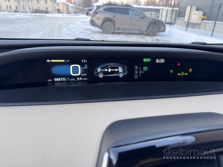 Toyota Prius 2020 m. nuoma 170€/sav.