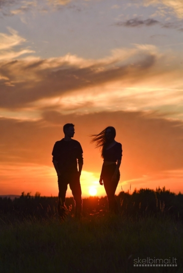 Merginos susitikimams