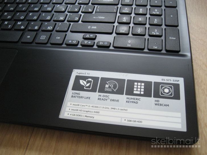 ACER E5-571 i3/ SSD 240GB/ 8GB/ gera baterija