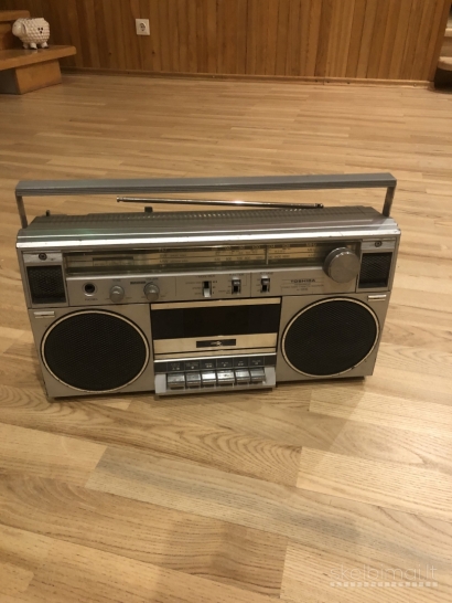 MUZ,CENTRAI IR RADIJOLOS