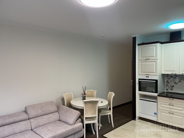 3-jų kambarių butas ilgalaikei nuomai. 750Eur men.