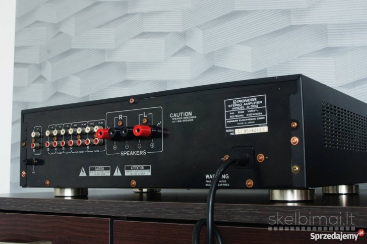 PIONEER A-300 stereo amplifier. 1991m. Made in Japan. Like New.