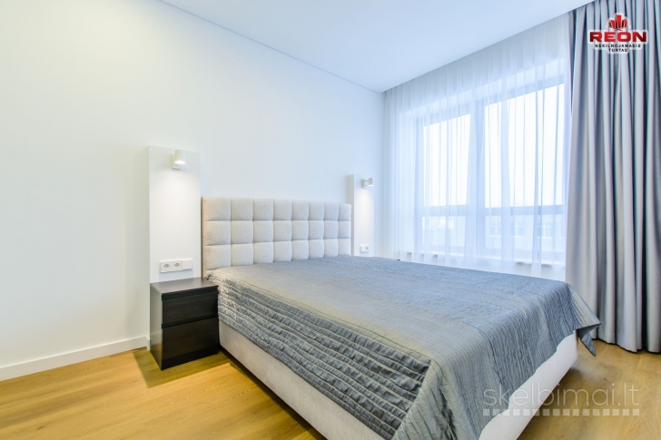 PILNAI ĮRENGTAS, ŠILTAS IR JAUKUS DVIEJŲ KAMBARIŲ BUTAS NAUJOS STATYBOS NAME