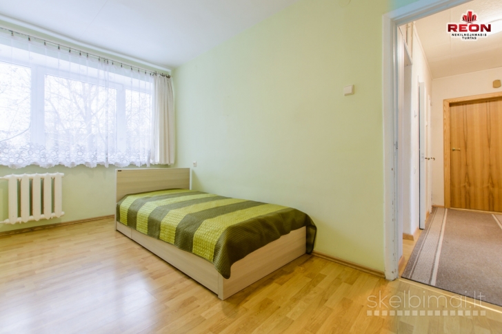 ERDVUS, ŠVIESUS, TVARKINGAS - TRIJŲ IZOLIUOTŲ KAMBARIŲ BUTAS!