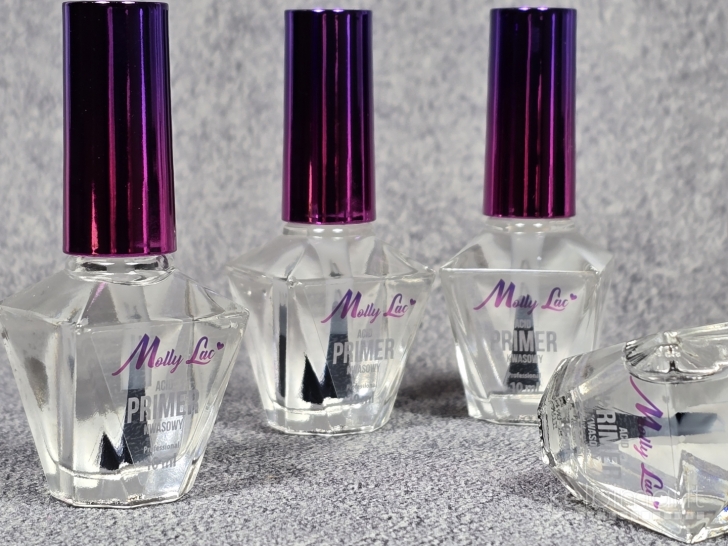 Rūgštinis gruntas, praimeris nagams Molly 10ml