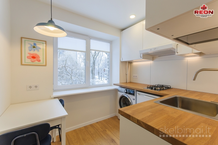 JAUKUS DVIEJŲ KAMBARIŲ BUTAS ANTAKALNYJE, ANTAKALNIO G.!