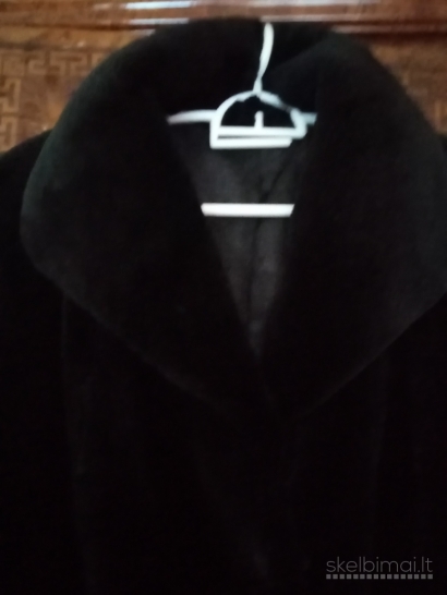 Bebro kailiniai moterims