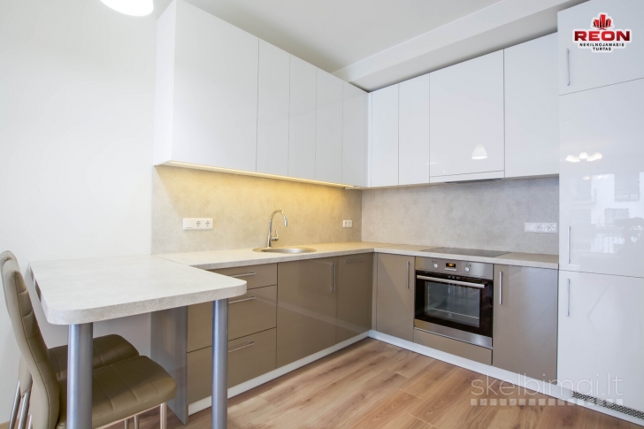 NUOMOJAMAS VISIŠKAI NAUJAS 2K. BUTAS OZO PARKE!