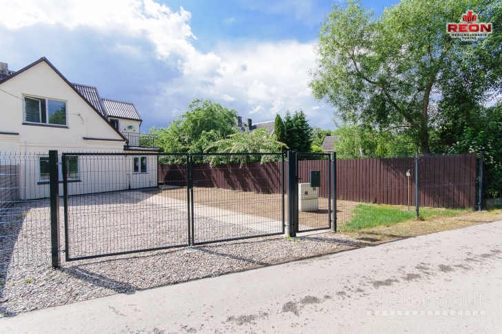 PARDUODAMA DALIS NAMO (DVIEJŲ KAMBARIŲ BUTAS) 