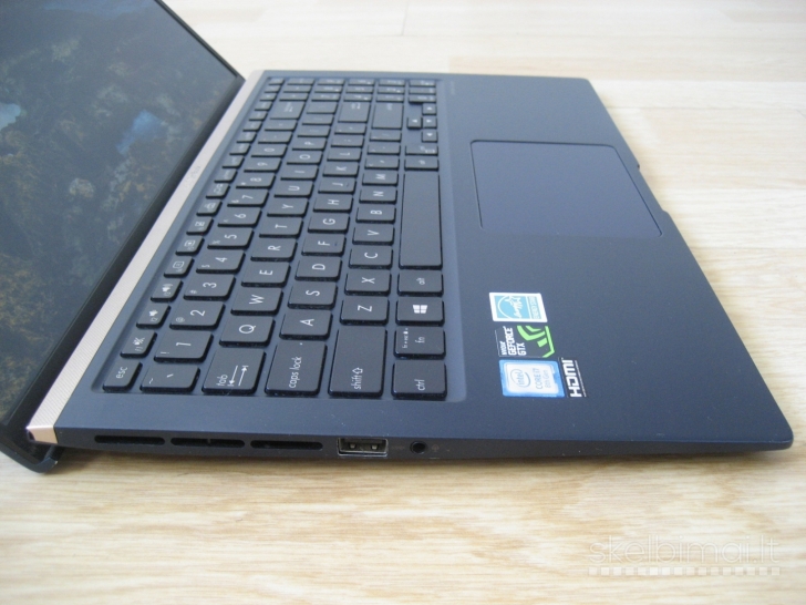 Puikus Asus Zenbook UF533F i7/ GTX 1050 4GB/ 16GB