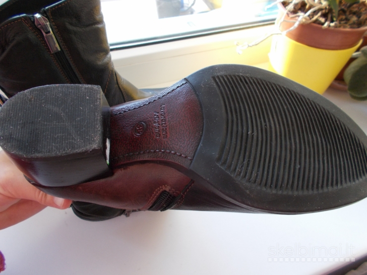 Moteriški natūralios odos aulinukai 38