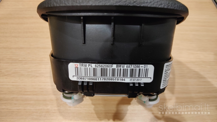 BMW F30, F31, F32, F34 GT LCI, F36 Gran Coupé vairo oro pagalvė