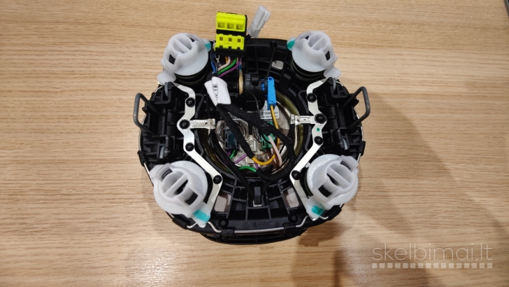 BMW F30, F31, F32, F34 GT LCI, F36 Gran Coupé vairo oro pagalvė