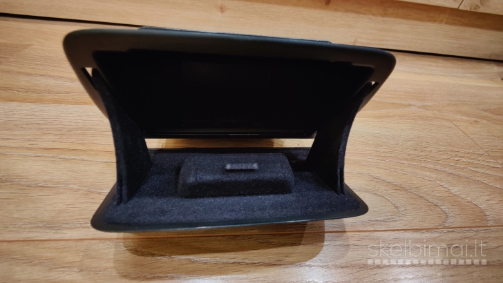 BMW F30, F31, F32, F33, F34, F36, F80, F82, F83 daiktadėžė po vairu