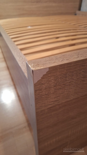 Tvirta dvigulė lova