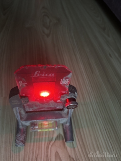 Leica vamzdziu lazeris