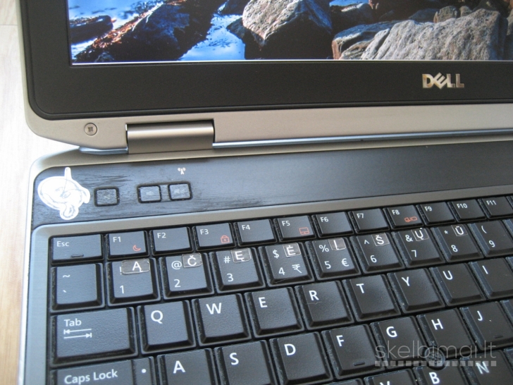 Greitas DELL E6530 i5/ 8GB/ 256GB/ nauja baterija