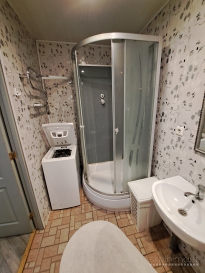 Parduodamas 2 kambarių butas