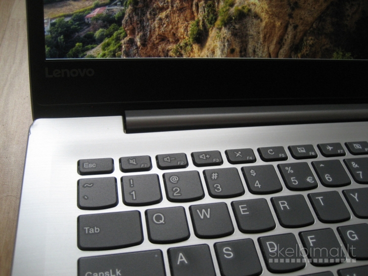 Lenovo S320 FHD IPS 14.0/ i3 2.40GHz/ 256GB/ 3 val