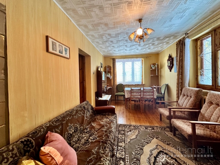 PARDUODAMAS MŪRINIS 54,10 KV. M. SODO NAMAS 6,40 ARŲ SKLYPE KAUBARISKIO KAIME