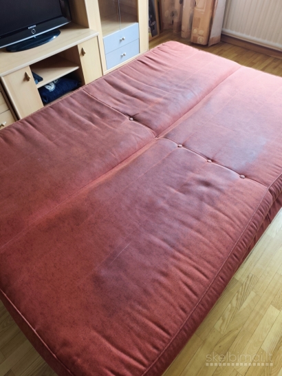 Minkštų baldų valymas Vilniuje