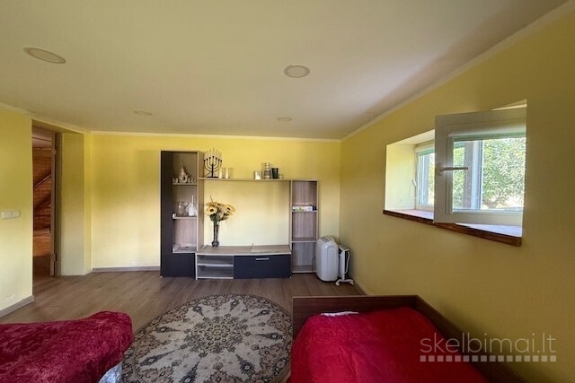 PARDUODAMAS 90.25 KV. M. GYVEMAMOJO PLOTO NAMAS 0.3075 HA SKLYPE VILTIES G.AIME.