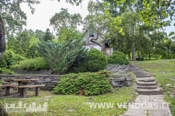 PARDUODAMA SODYBA JURBARKO R, SEREDŽIAUS MSTL, PIEŠTVĖS G.