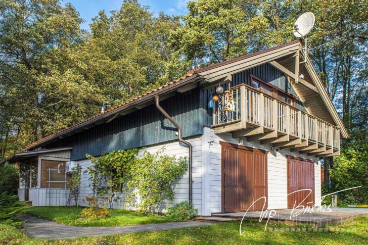 PARDUODAMI APARTAMENTAI NERINGOS M, PERVALKOS G. 