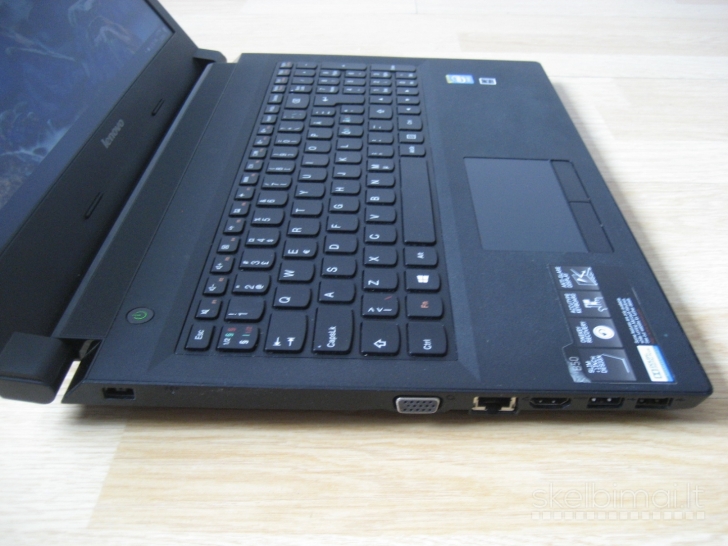 LENOVO B50-30 15.6/ 4x2.58GHz/ 8GB/ 500GB/ 1 val.