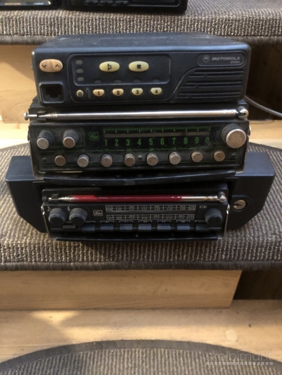 Automobiliniai magnetafonai,