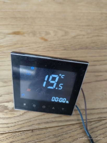 Termostatas su sausu kontaktu (ON/OFF)