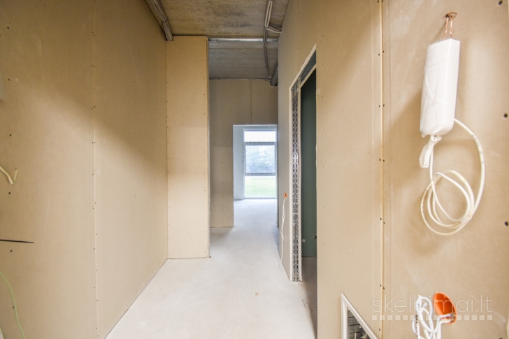 PARDUODAMAS 2 K. 53,08 KV.M. BUTAS SU TERASA, SANDĖLIUKU IR PARKINGU