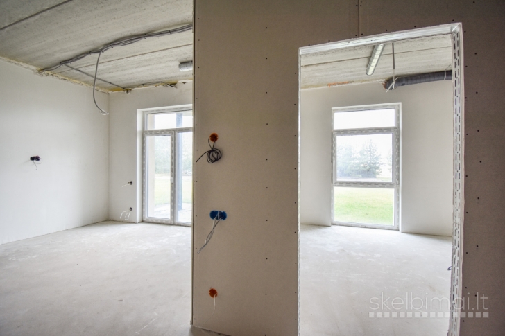 PARDUODAMAS 2 K. 53,08 KV.M. BUTAS SU TERASA, SANDĖLIUKU IR PARKINGU