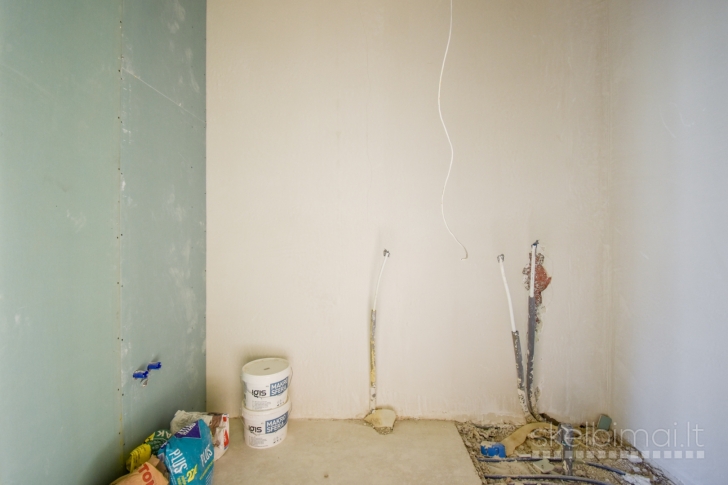 PARDUODAMAS 2 K. 53,08 KV.M. BUTAS SU TERASA, SANDĖLIUKU IR PARKINGU