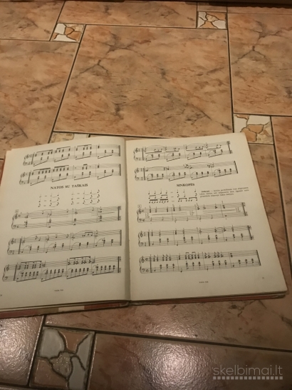 Enciklopedijos ir knygos