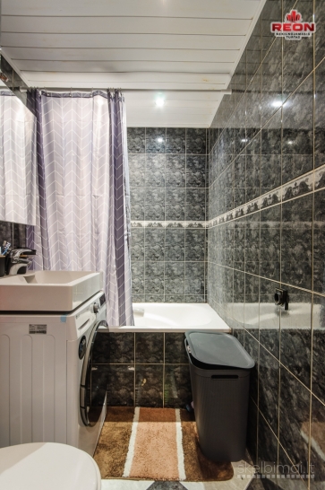 ERDVUS DVIEJŲ ATSKIRŲ KAMBARIŲ BUTAS VIRŠULIŠKIŲ GATVĖJE !