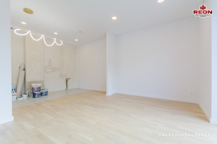 NAUJAI ĮRENGTAS 2 KAMBARIŲ BUTAS BAJORUOSE!