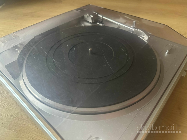 Denon DP-29F Patefonas