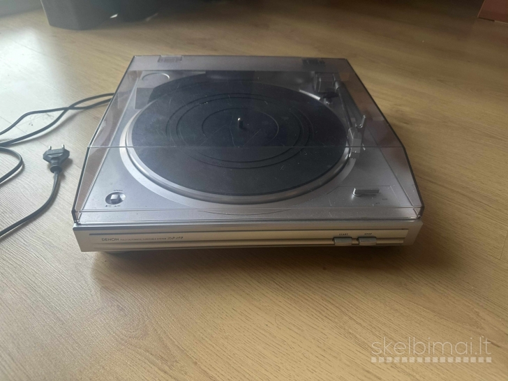 Denon DP-29F Patefonas