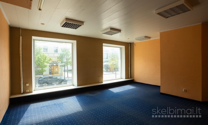 Parduodamos 148 kv.m. Patalpos Tiltų g. Klaipėdos senamiestyje. 1 aukštas