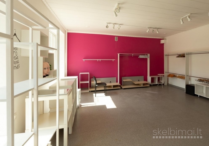 Parduodamos 148 kv.m. Patalpos Tiltų g. Klaipėdos senamiestyje. 1 aukštas