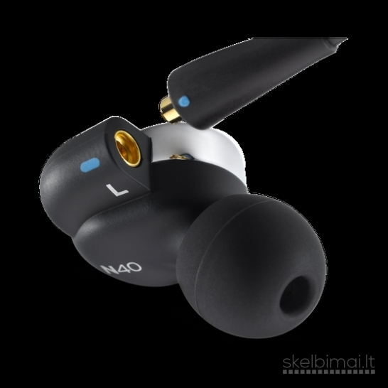 AKG N40 Aukštos raiškos į ausis įstatomos ausinės