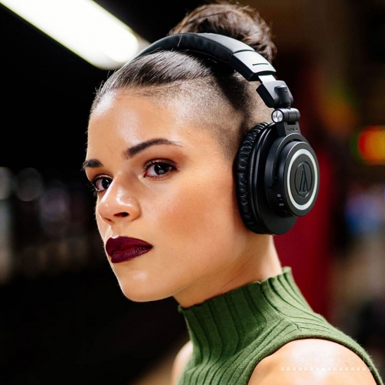 Audio Technica ATH-M50x Profesionalios monitorinės On-Ear tipo laidinės Ausinės