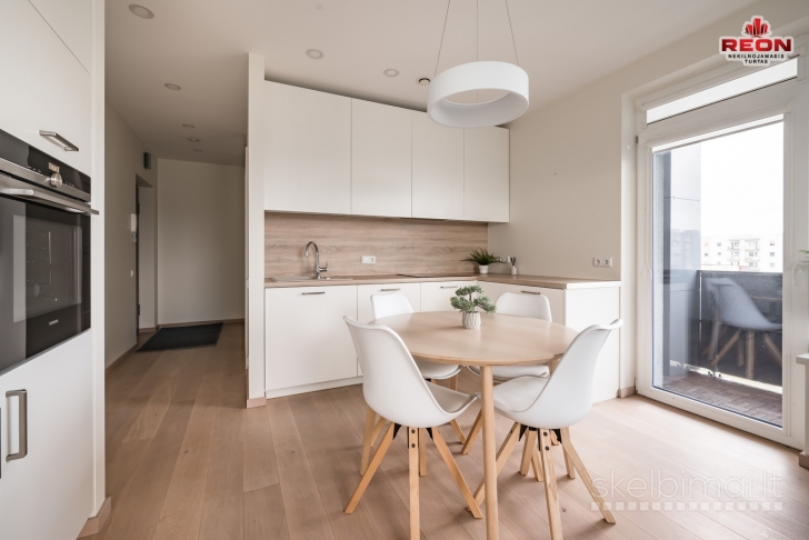 PARDUODAMAS KOKYBIŠKAI ĮRENGTAS, PATOGIAI SUPLANUOTAS 2 KAMBARIŲ BUTAS