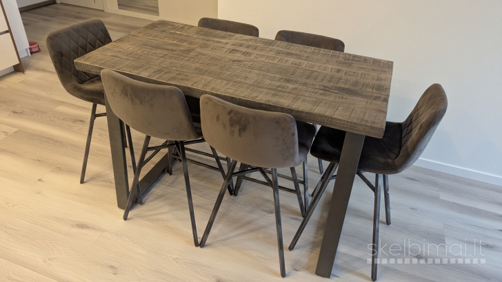 Valgomojo stalas su 6 kėdėmis