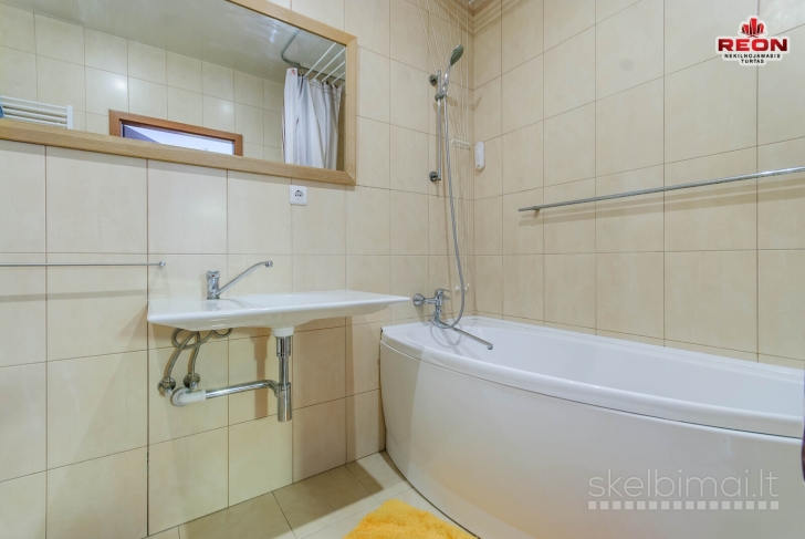 2 K. BUTAS SU NEREALIU VAIZDU,PARKINGAS IR SANDĖLIUKAS