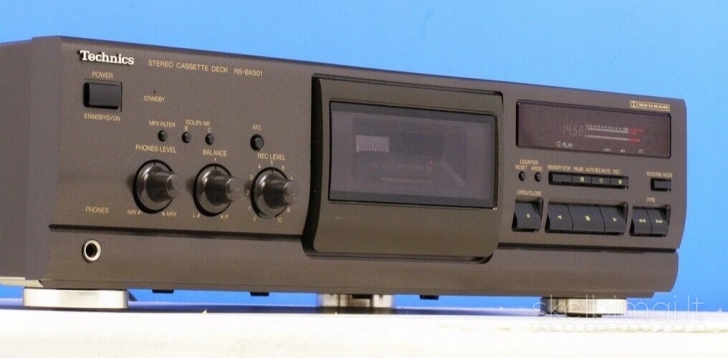 kasetine deka Technics RS-BX501