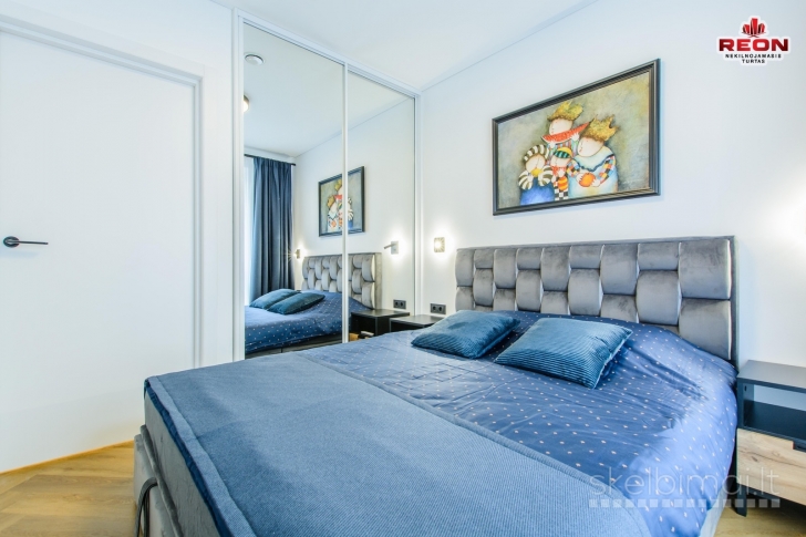 IŠNUOMOJAMAS KOKYBIŠKAI IR PATOGIAI ĮRENGTAS 2 KAMBARIŲ BUTAS.