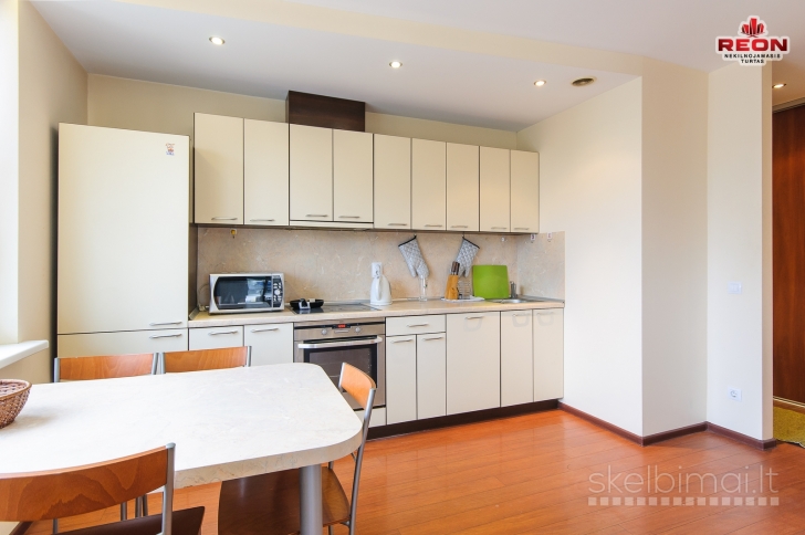 ŠVIESUS 2K BUTAS NAUJOS STATYBOS NAME SU PARKAVIMO VIETA!